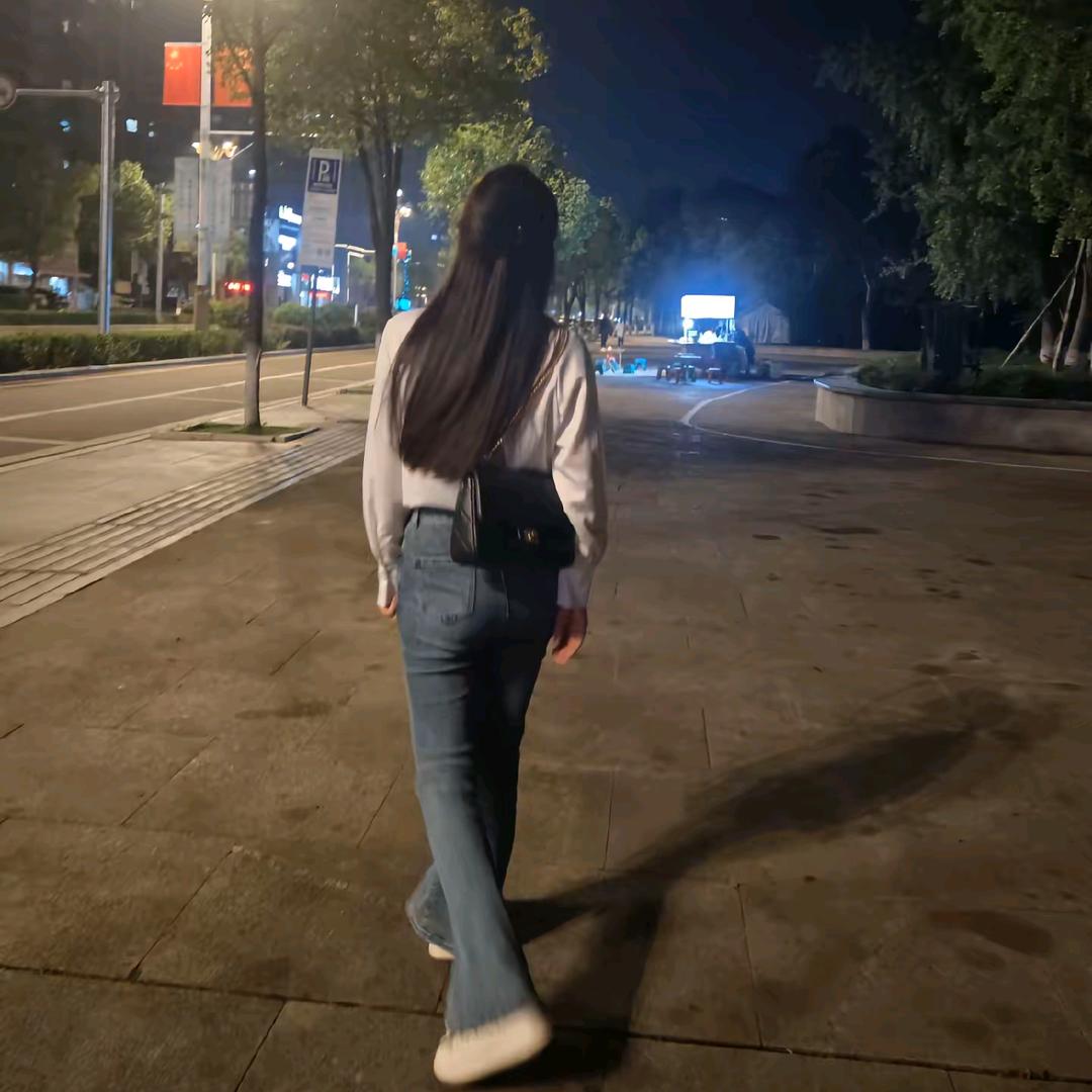 八月💞ྀི