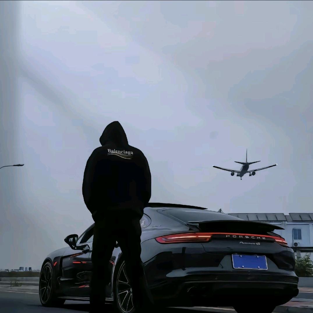 小韩   .