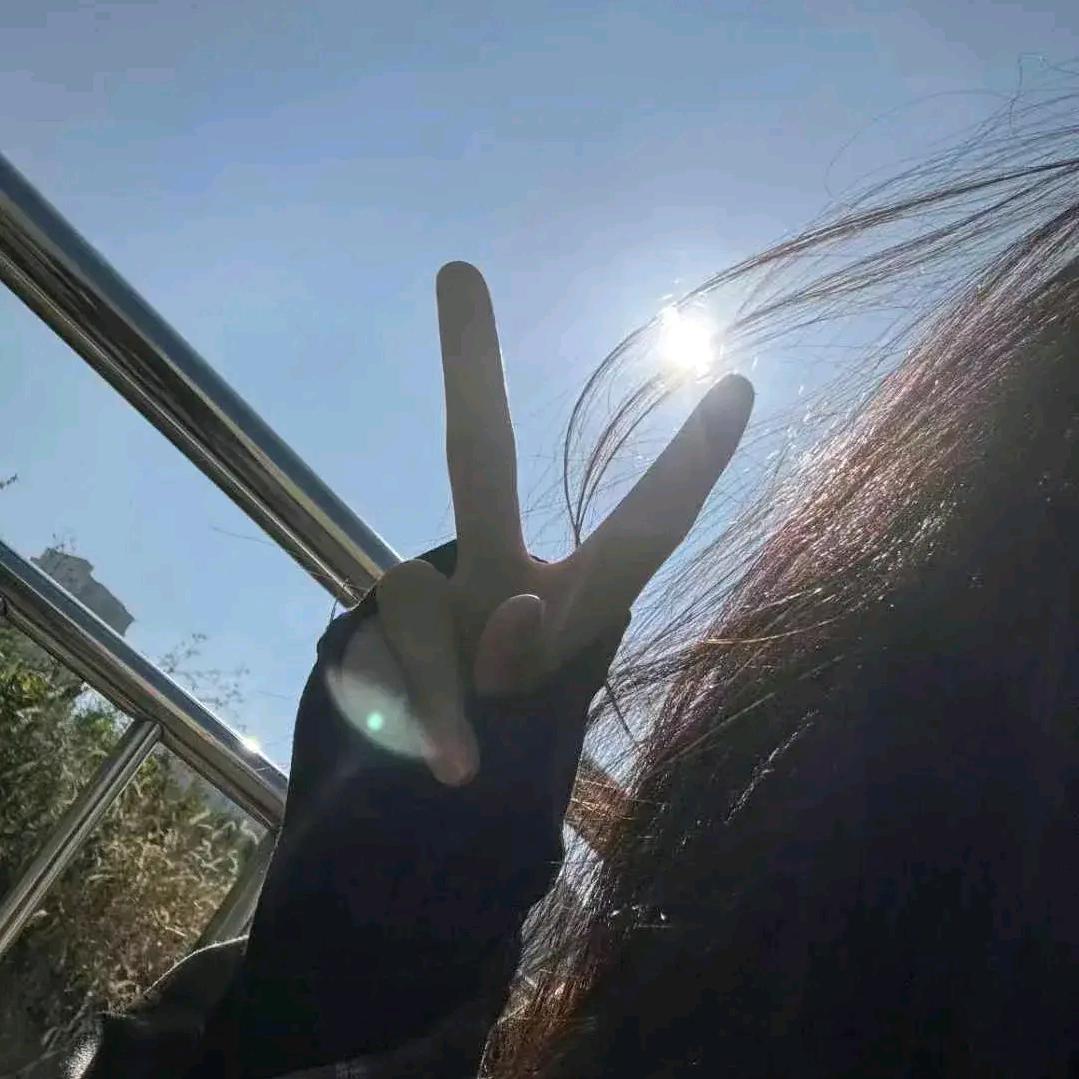 陌离