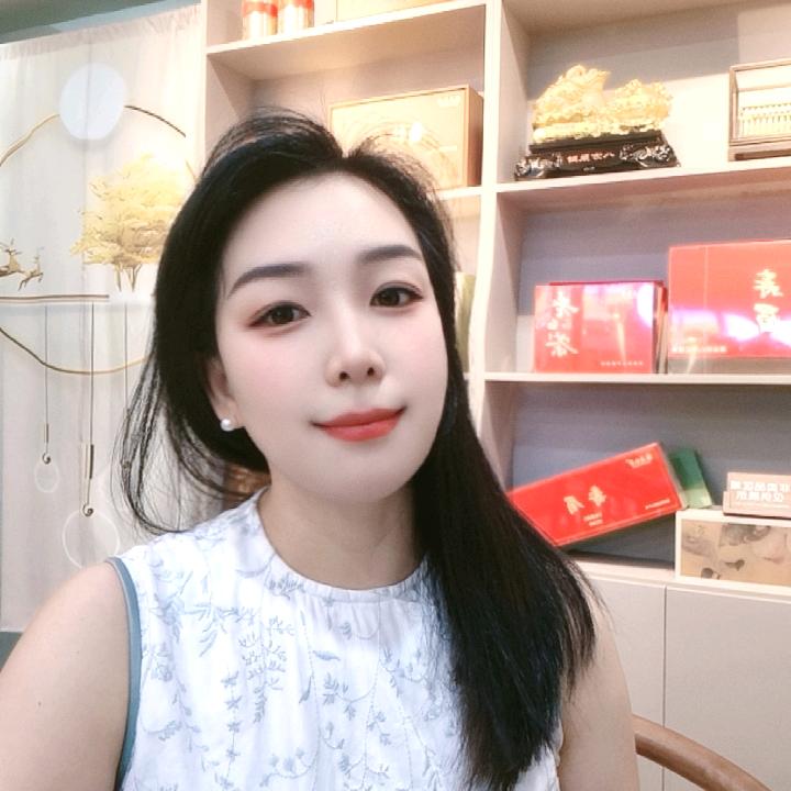 老阿姨（拒绝连赞）