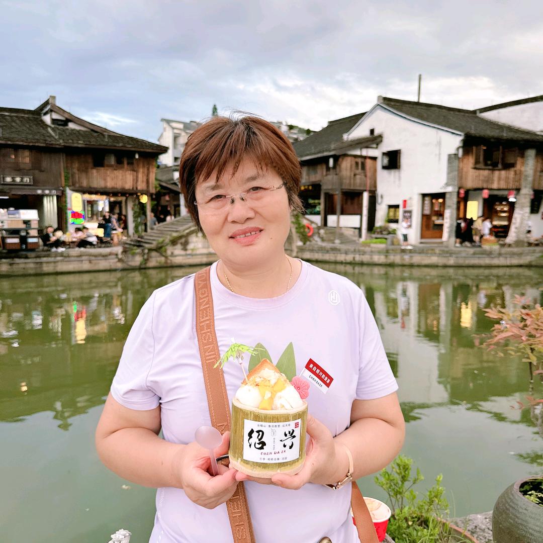 东营窗帘布艺美丽姐