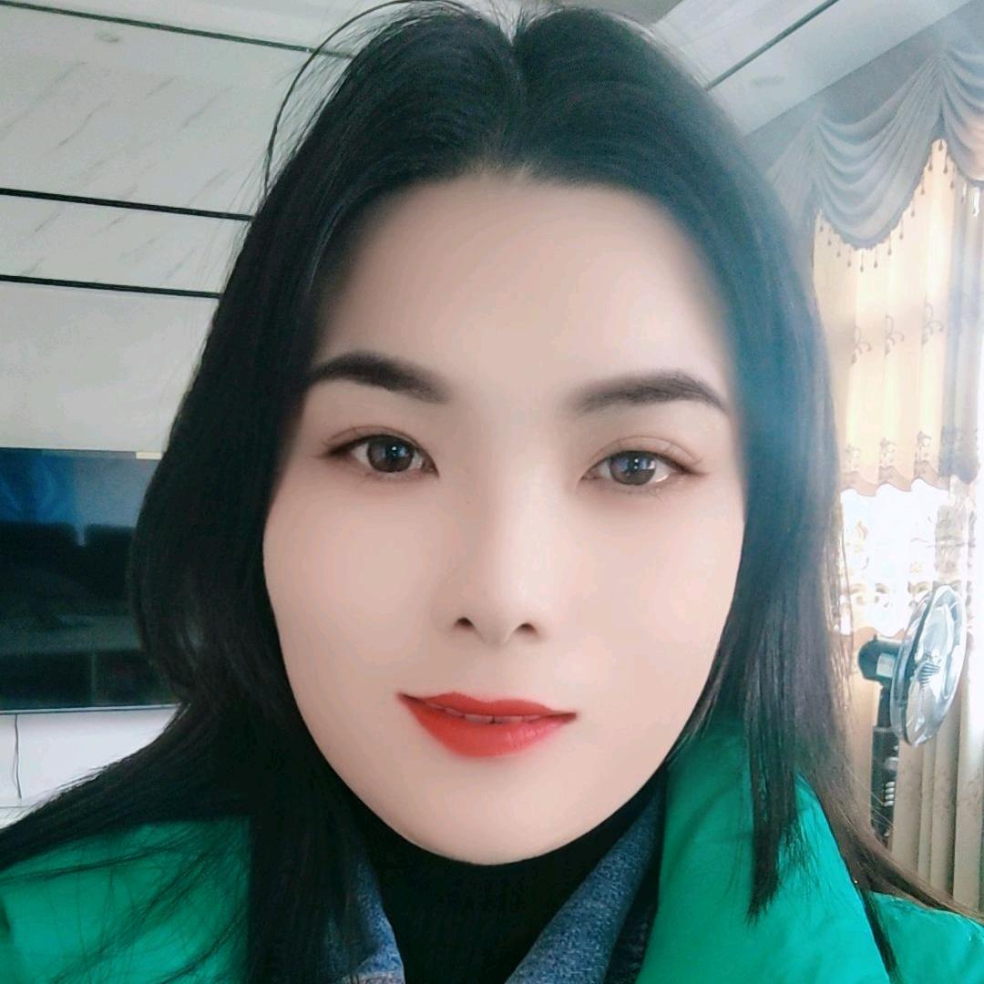 英子.