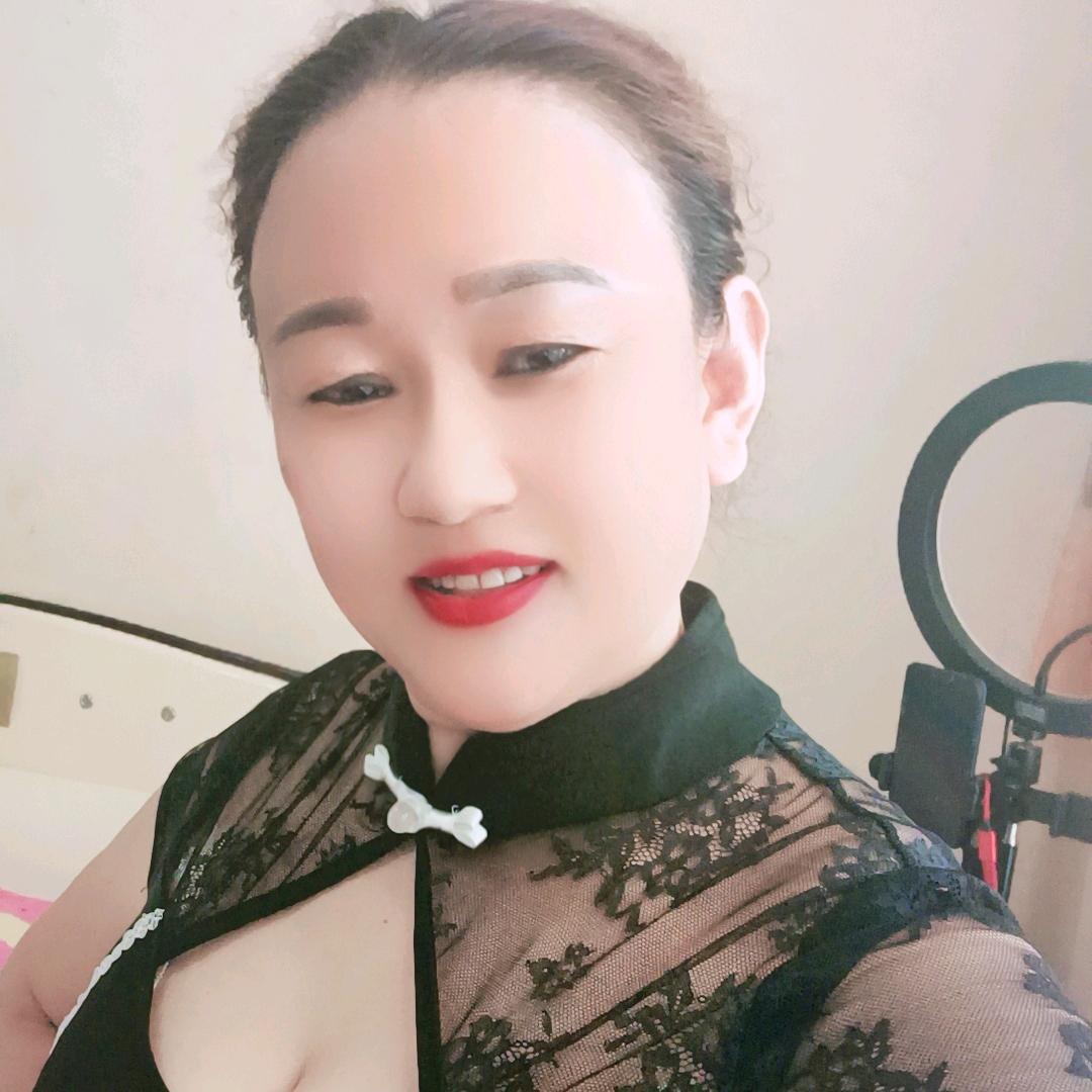 蓉儿金牌月嫂单身