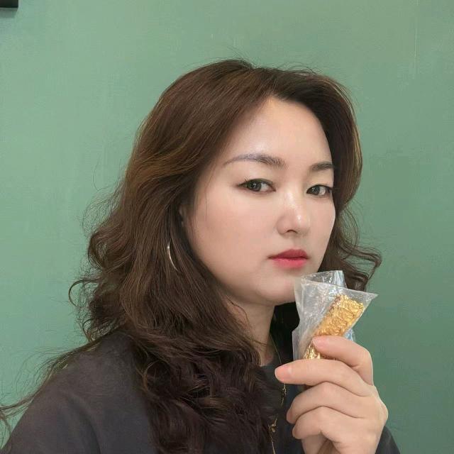 乌鲁木齐首饰回收（小琴）