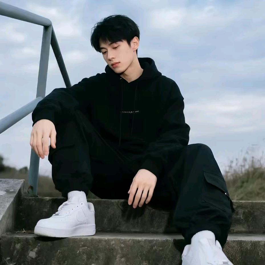 杯盈满春不渡