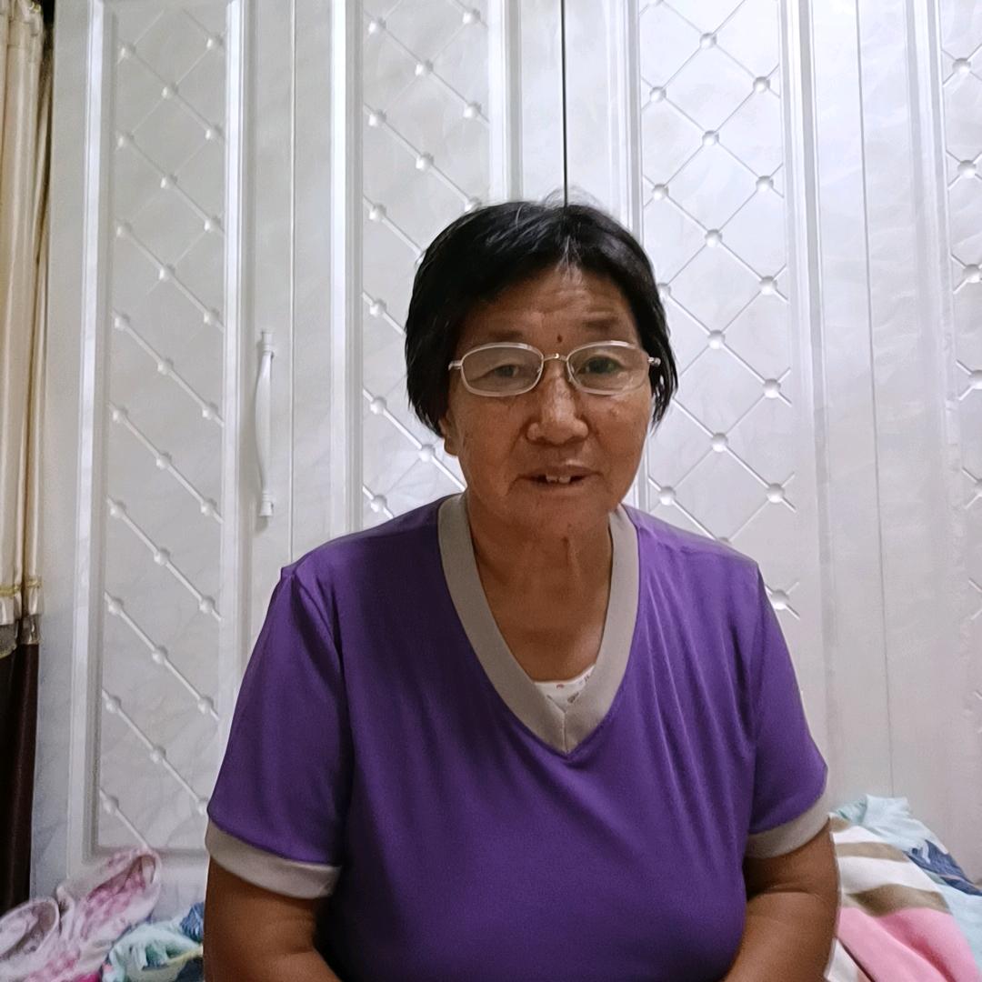 英子头像