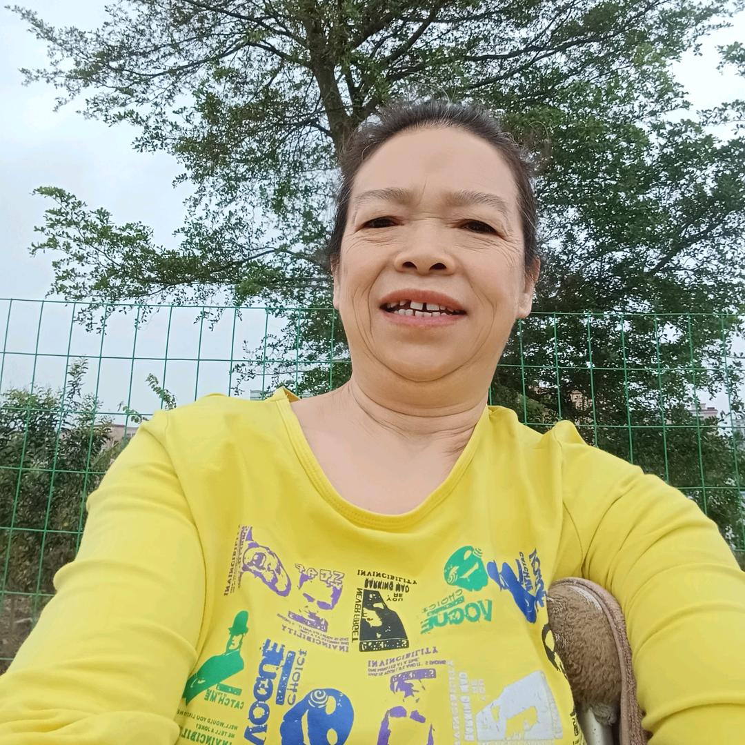 发财姐（下午三点过十分开直播）