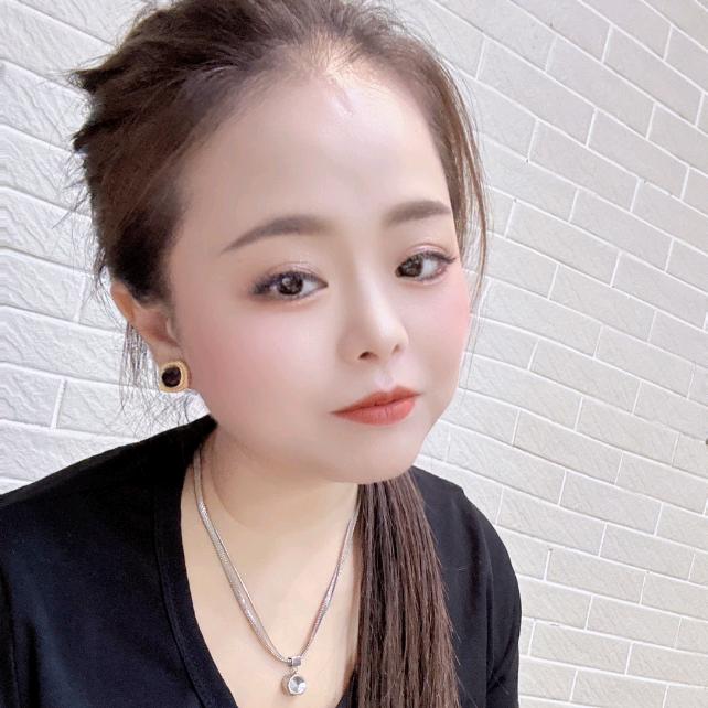 艳艳
