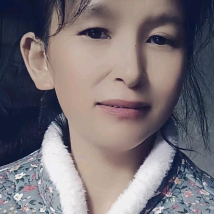 师秀平