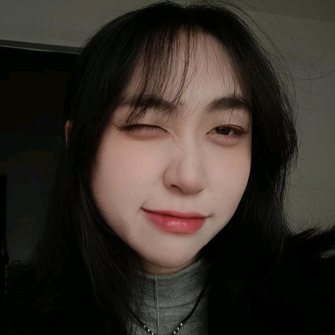 好旺脚麒麟巷买手店 何思泫