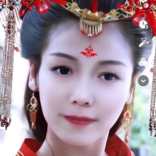 亮屁股