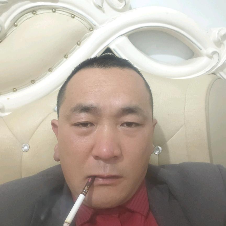 宫军（崇字辈）二塘茶山，现在居住东风镇，