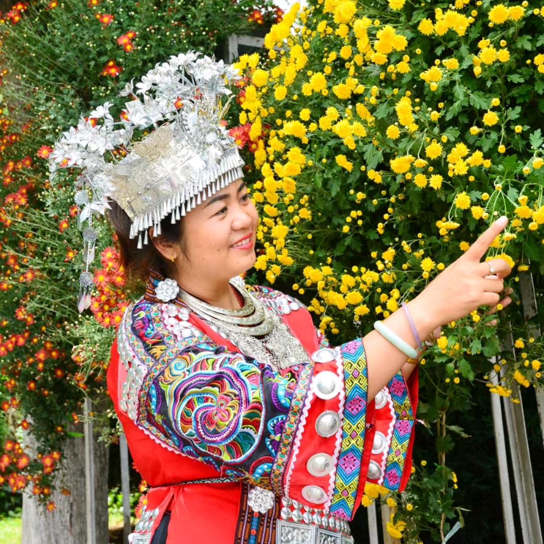 东川人寿梁陆珍