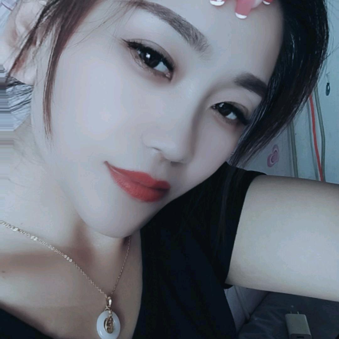 💞小眼睛的姑娘💞