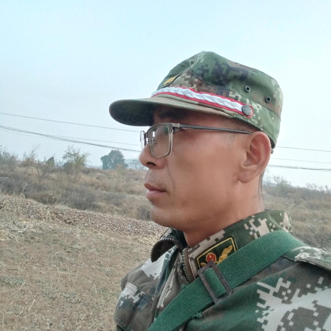 三哥72（外卖小哥）