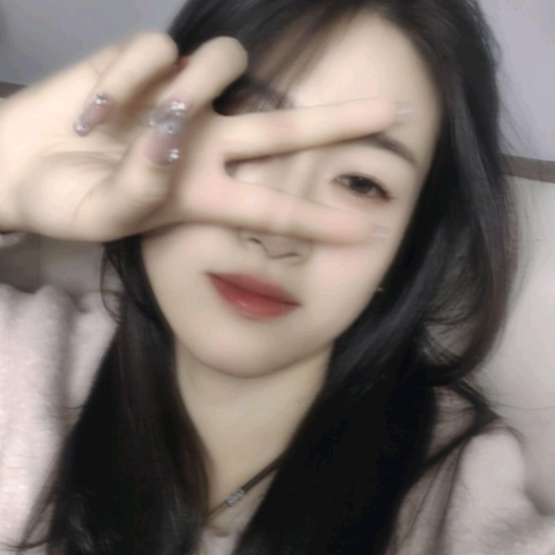 M👈👈👈