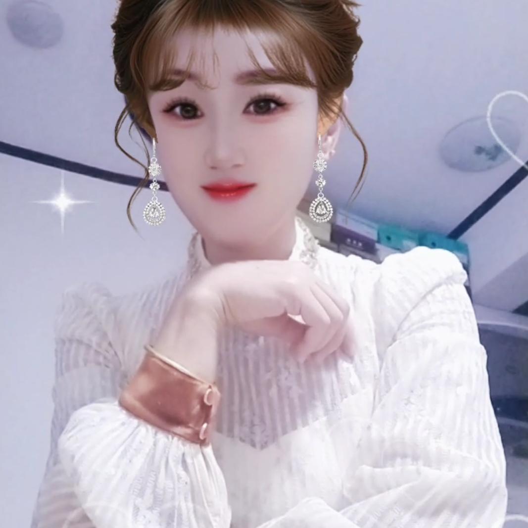风雨彩虹