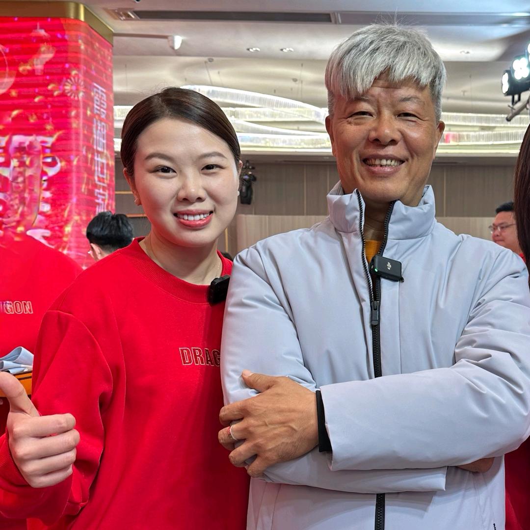 霞湖世家罗主任