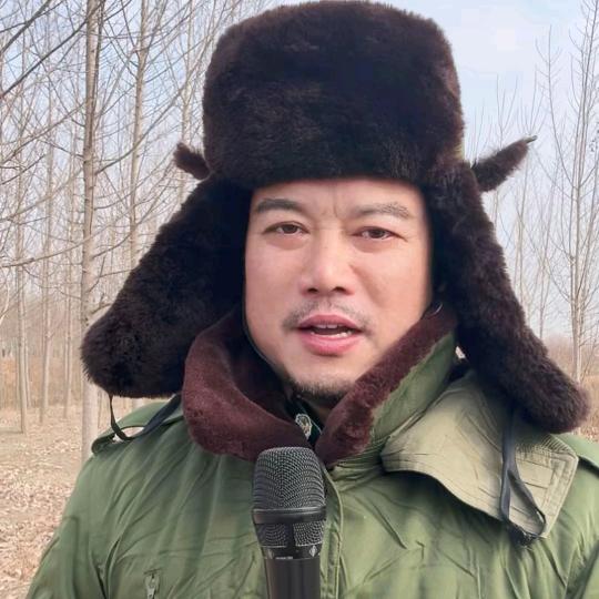 传奇哥〈晚上九点直播〉