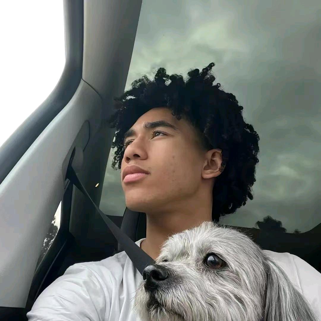 狂欢之皇🔱