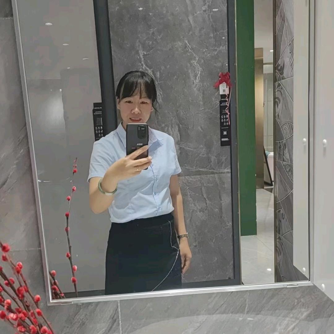 小荷吖💖（库斯家居何姐）