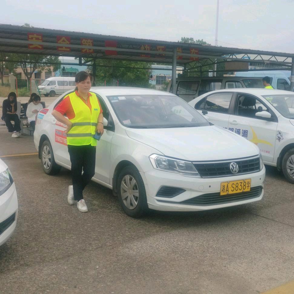 陈姐教练C1C2摩托车