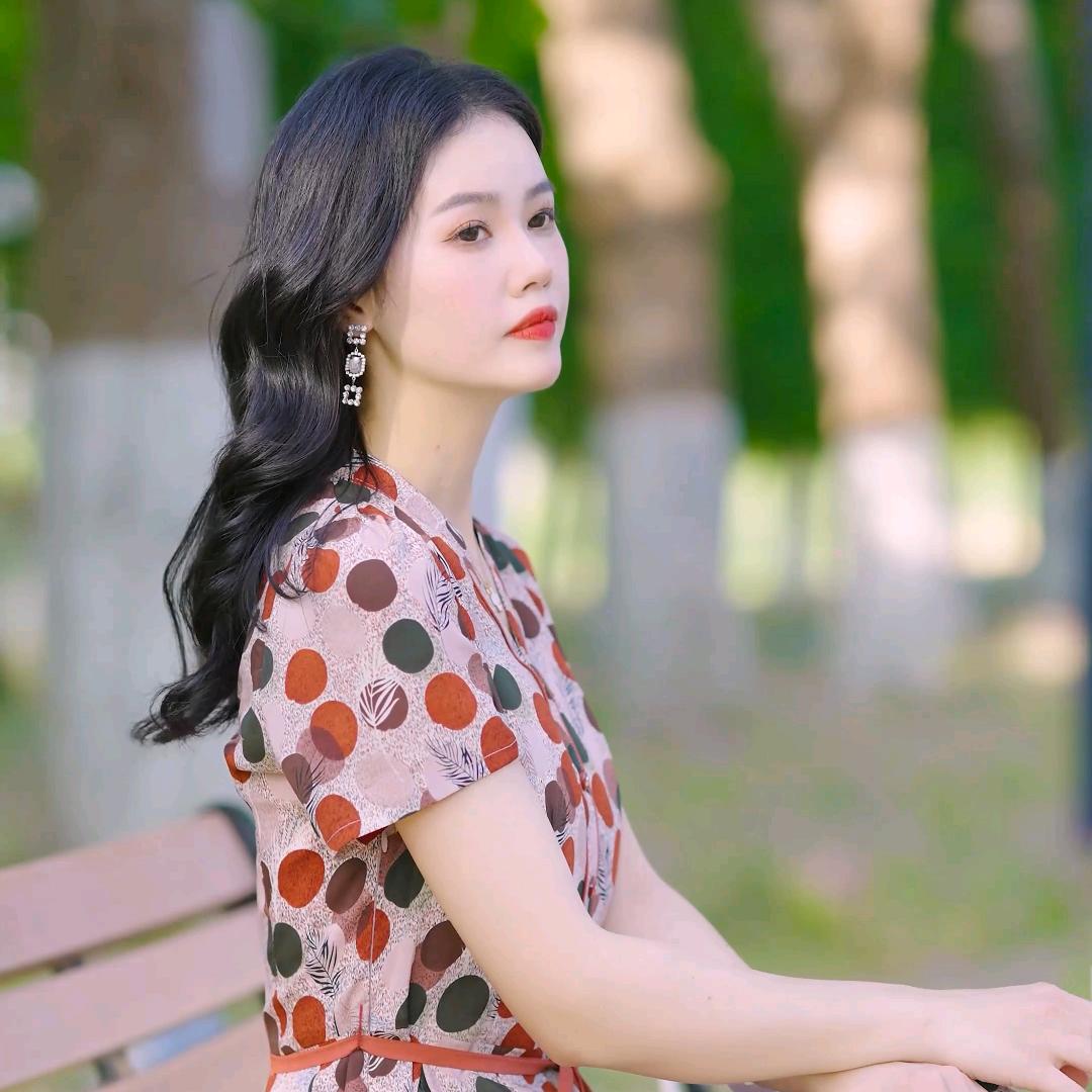 花涧女装