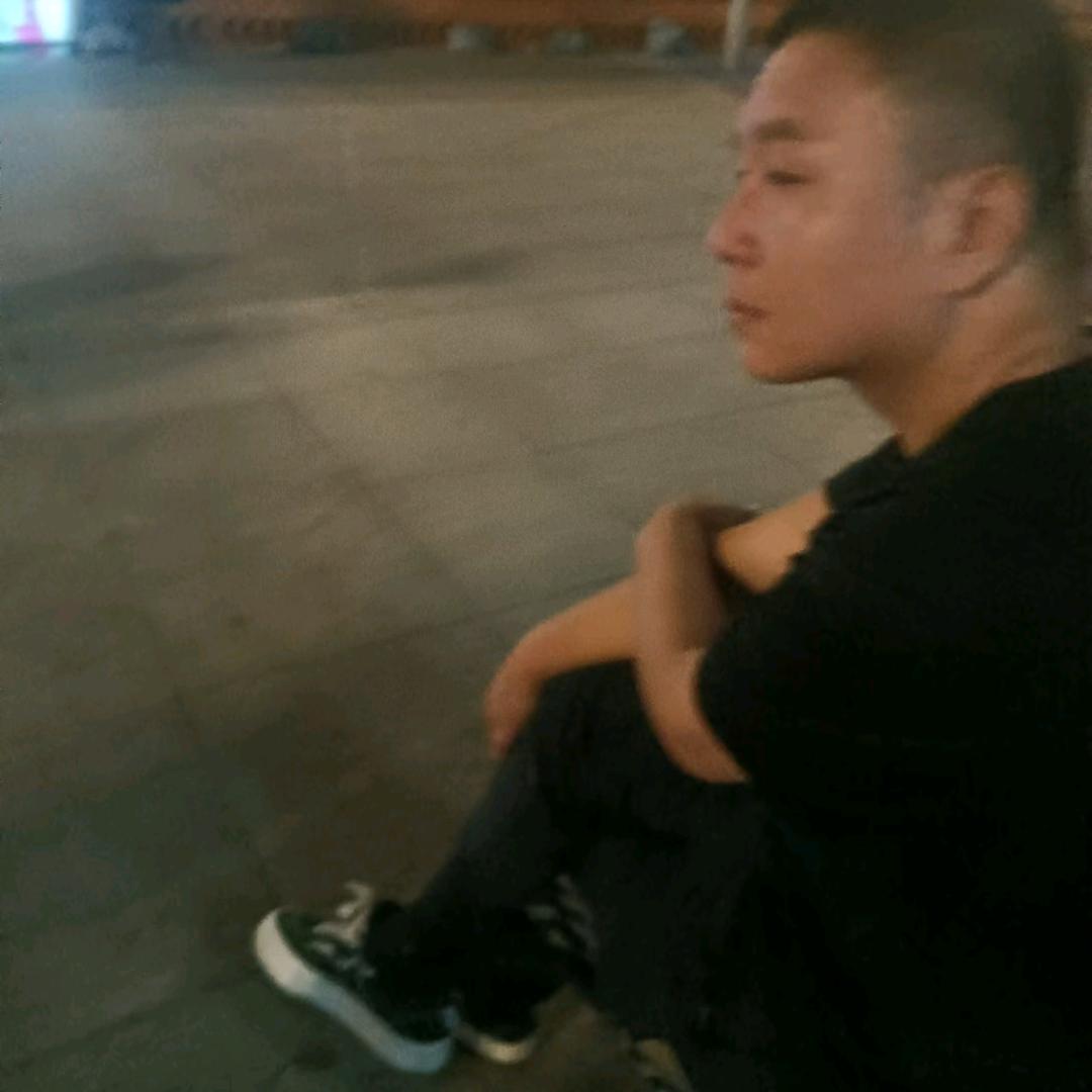 帆航天路头像
