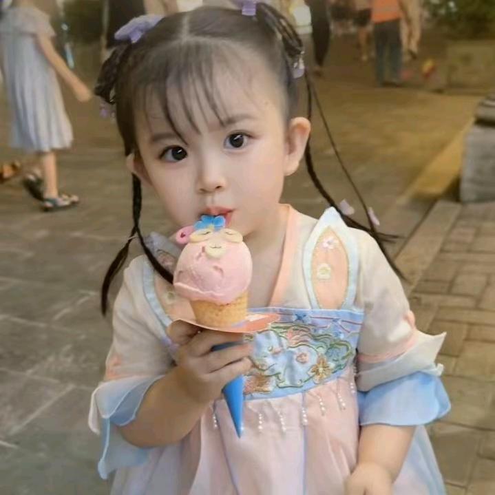 开心ヽ(○^㉨^)ﾉ♪宝贝