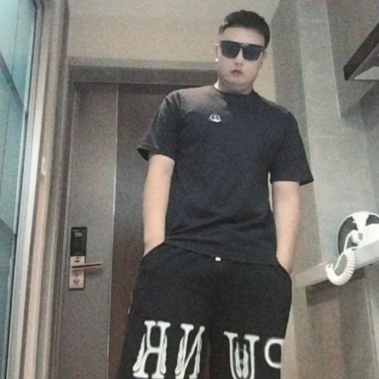 @李天毅🔥