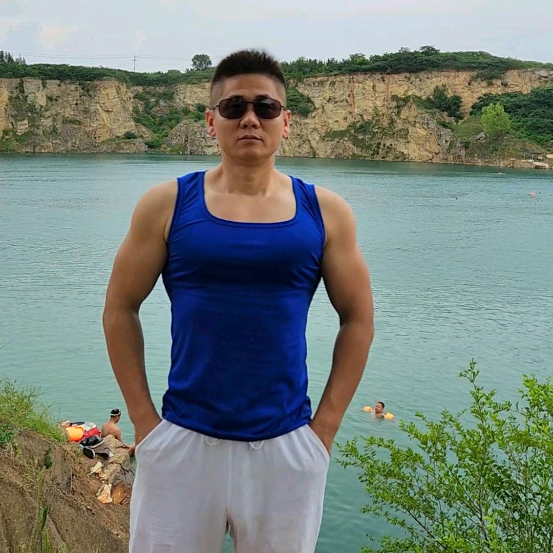 游泳，水中减脂！