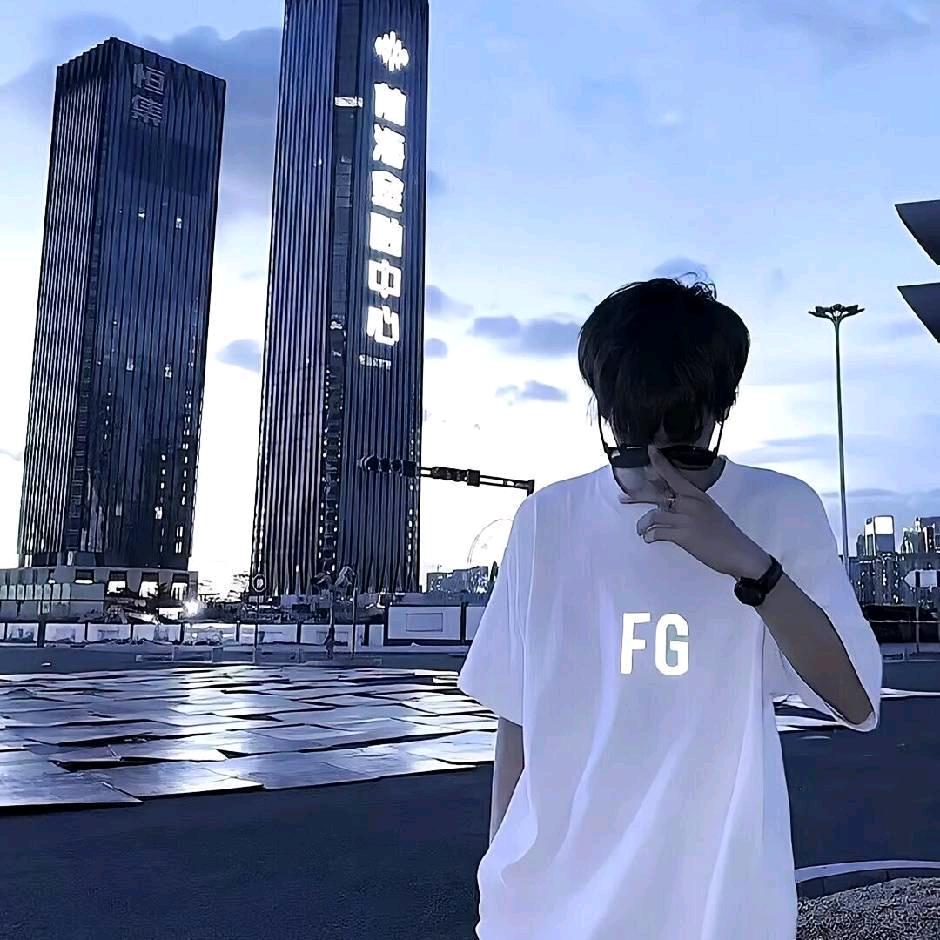 澜柒宇