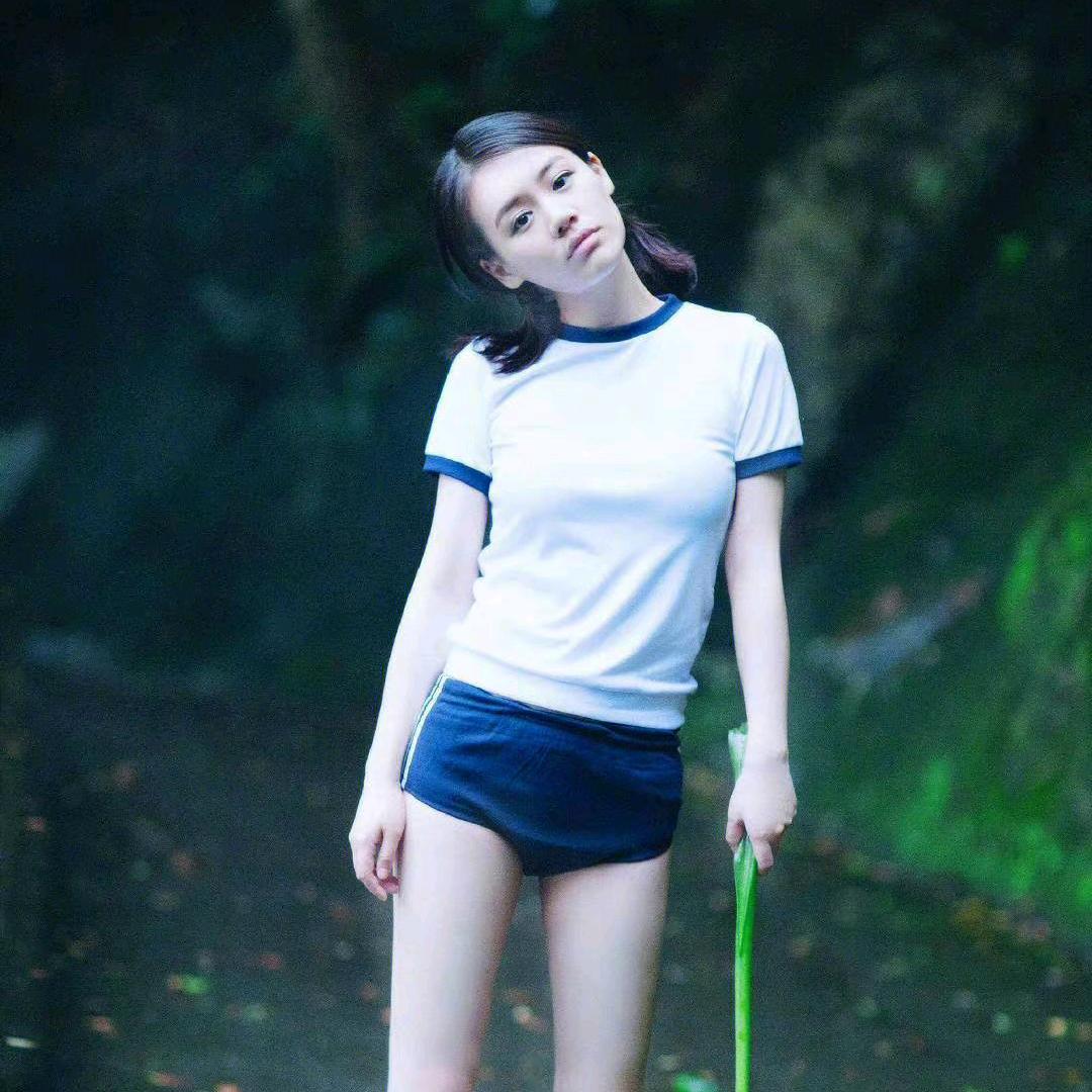 LLL菲. lay✨🐚（见过张信哲版）