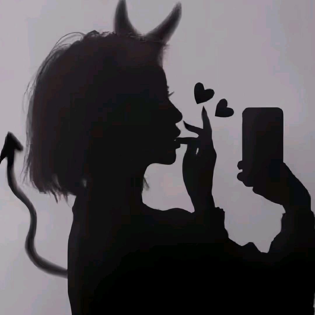 🐏ᥫ᭡້໌小恶魔👿