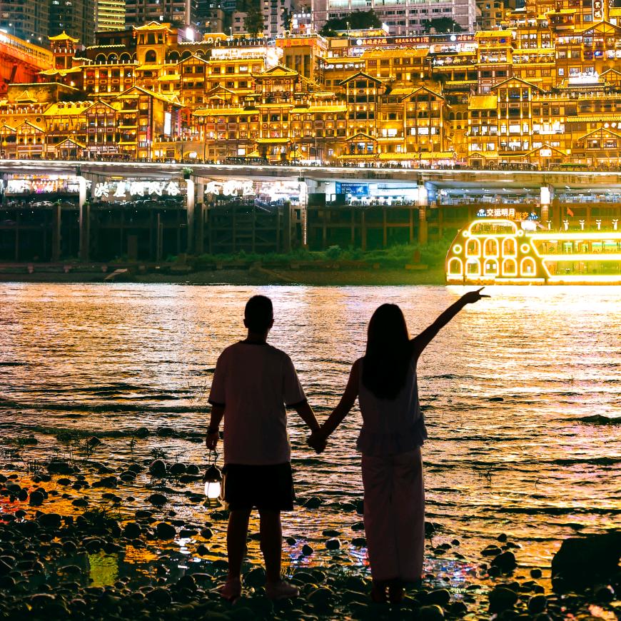 孤独的风中一只🐶