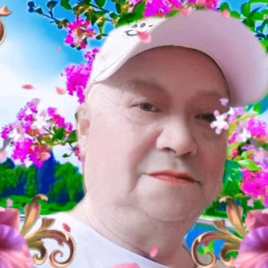 社会好带来了永久的幸福，今天是人老心不老