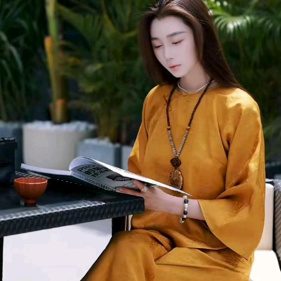 深圳南油诗漫原创女装工厂直批