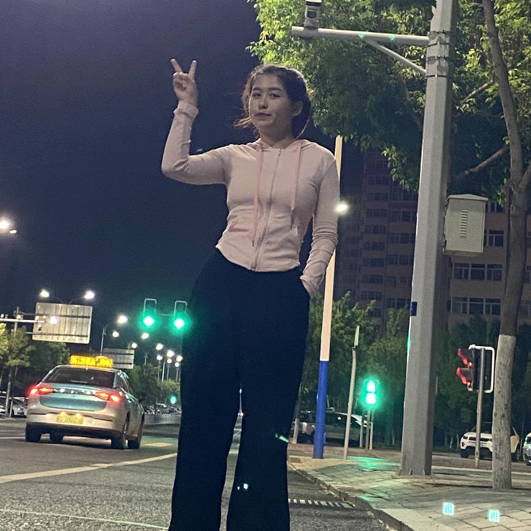 芳芳和阳阳(｢･ω･)｢嘿