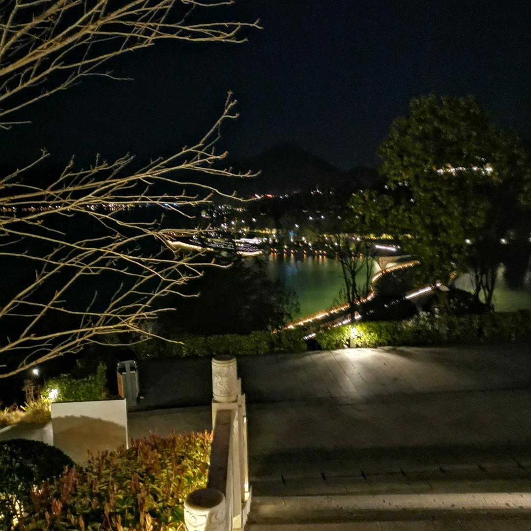 木～易🌹((❤️⥎❤️))🌹