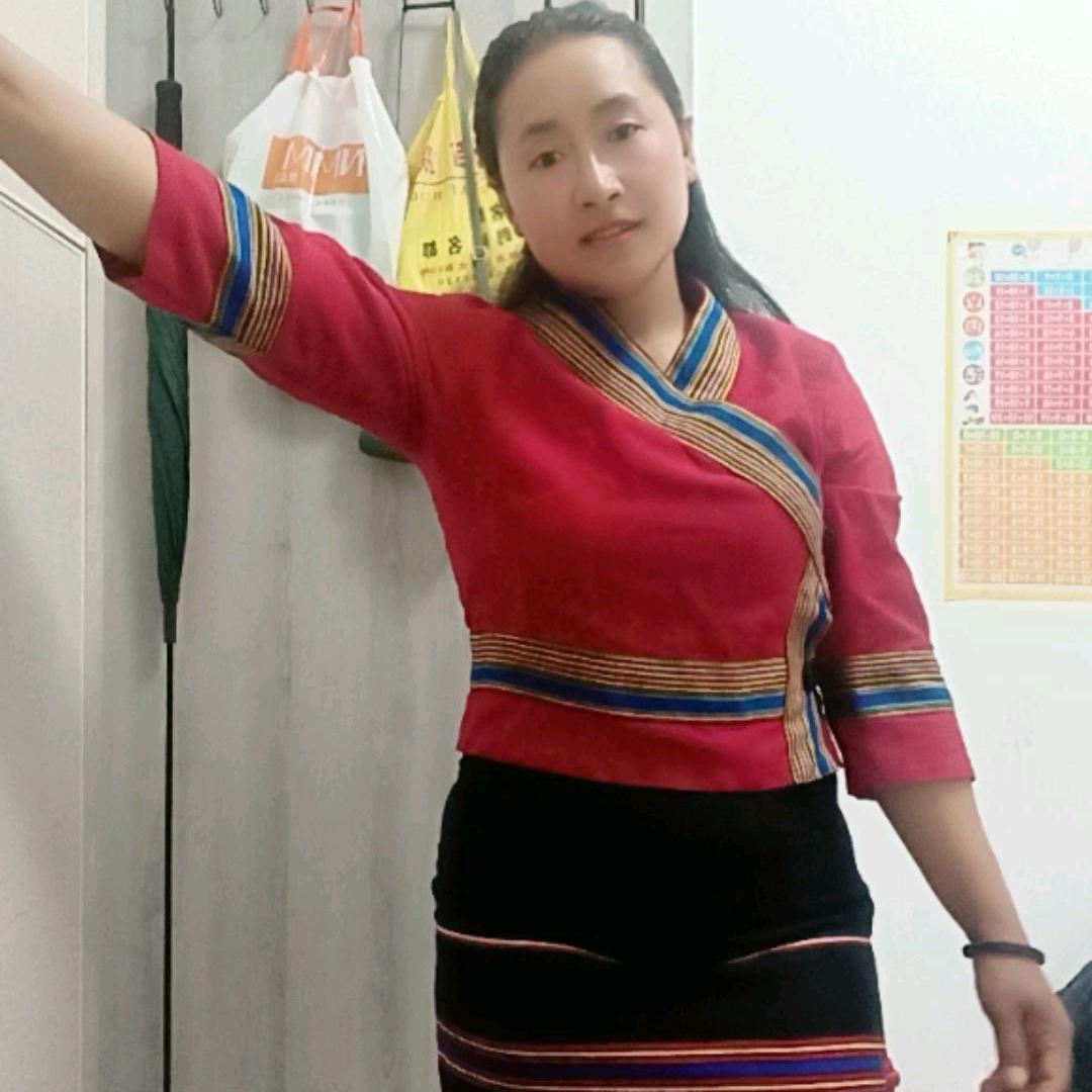 老了老了，还丑脸