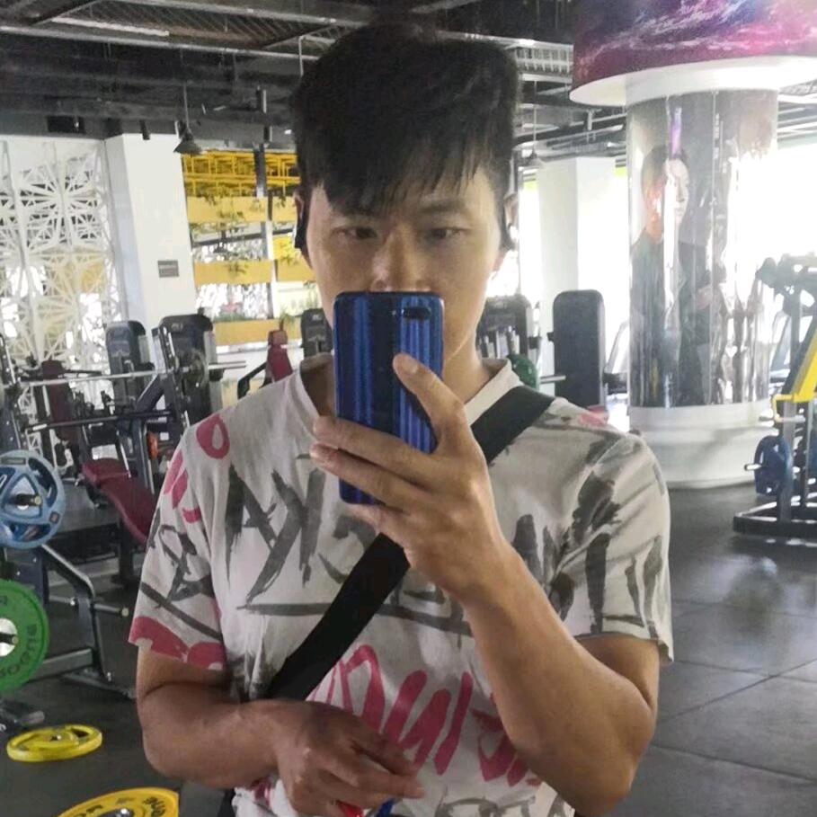 镇雄孝顺一哥爱撸铁