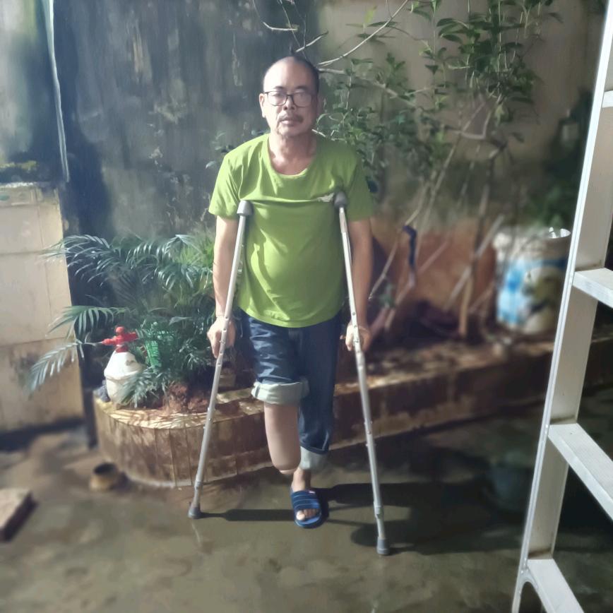 轮椅二叔