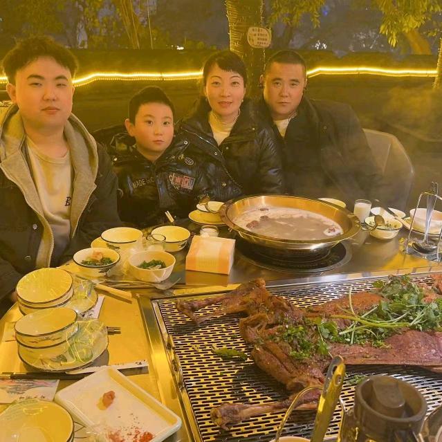 水果代办，吴安斌