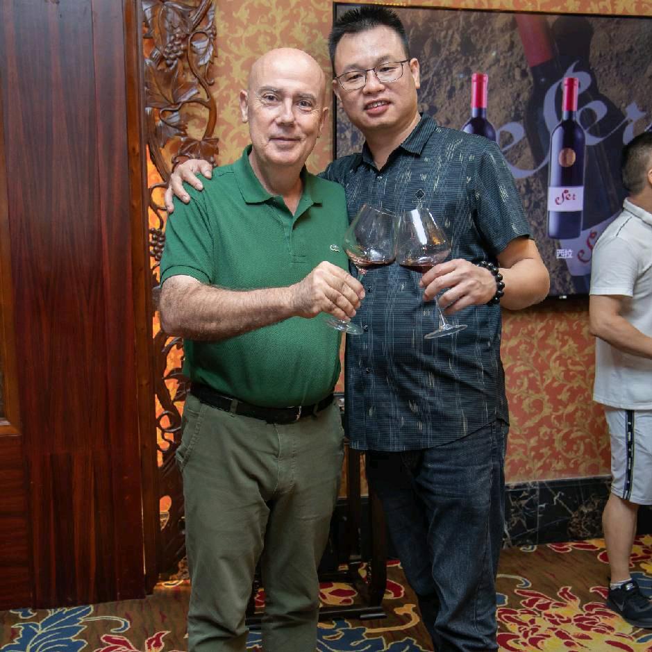 卡尔酒业∽勇哥