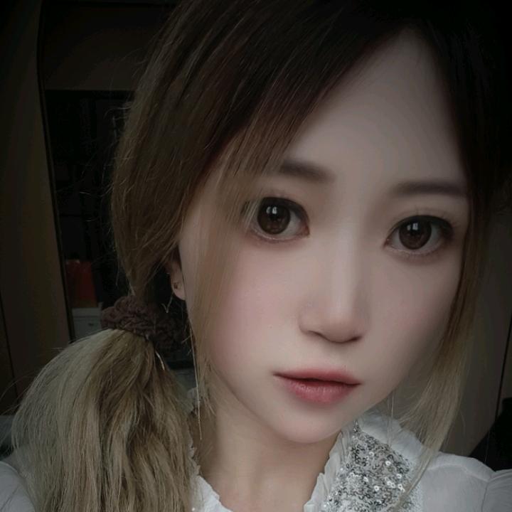 飞飞不吃肉。5