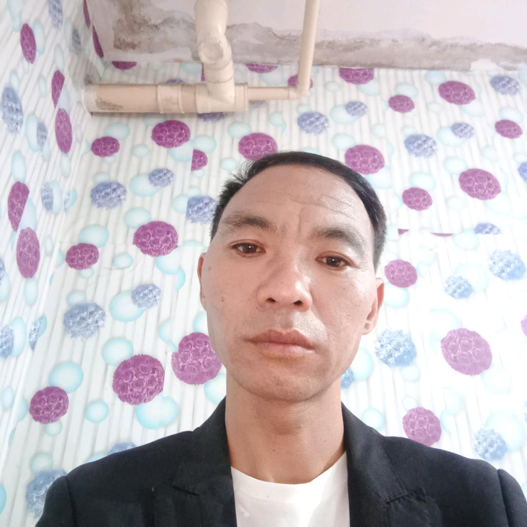 用千山万水总是情，