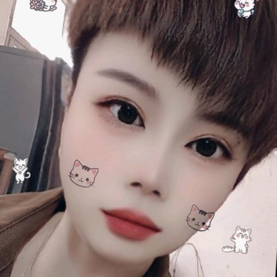 封心锁爱，知足常乐！