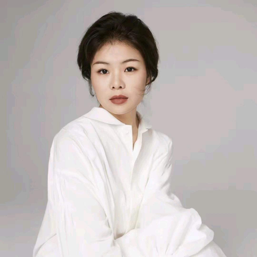 几里与麻宝藏女装