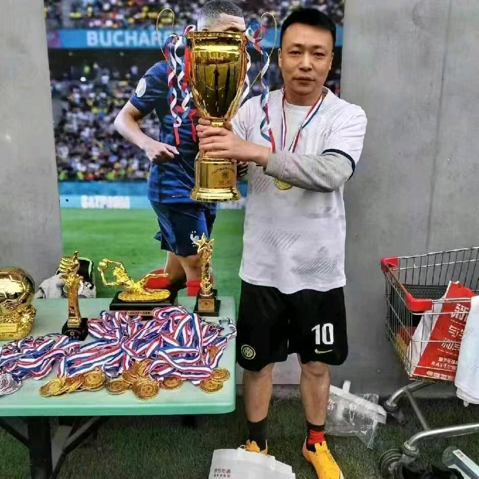 重庆邦哥（奥特曼）