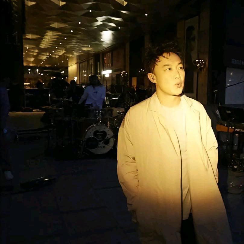 二楼后座🇨🇳